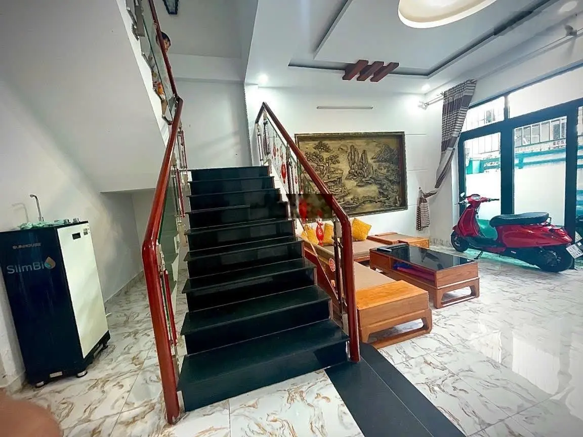 BÁN NHÀ - giá : 3tỷ4 Kiệt Lê Văn Hưu gần ngay Đại Học Kinh Tế - Diện tích : 65m 3 phòng ngủ