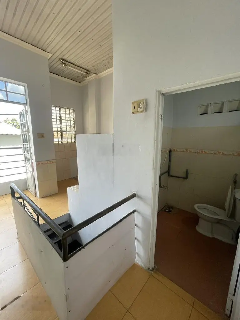 Bán nhanh nhà 2,5 tầng, DT 64m2, SHR Hoàn công, trung tâm P.linh xuân, giá nhỉnh 3 tỷ (TL)
