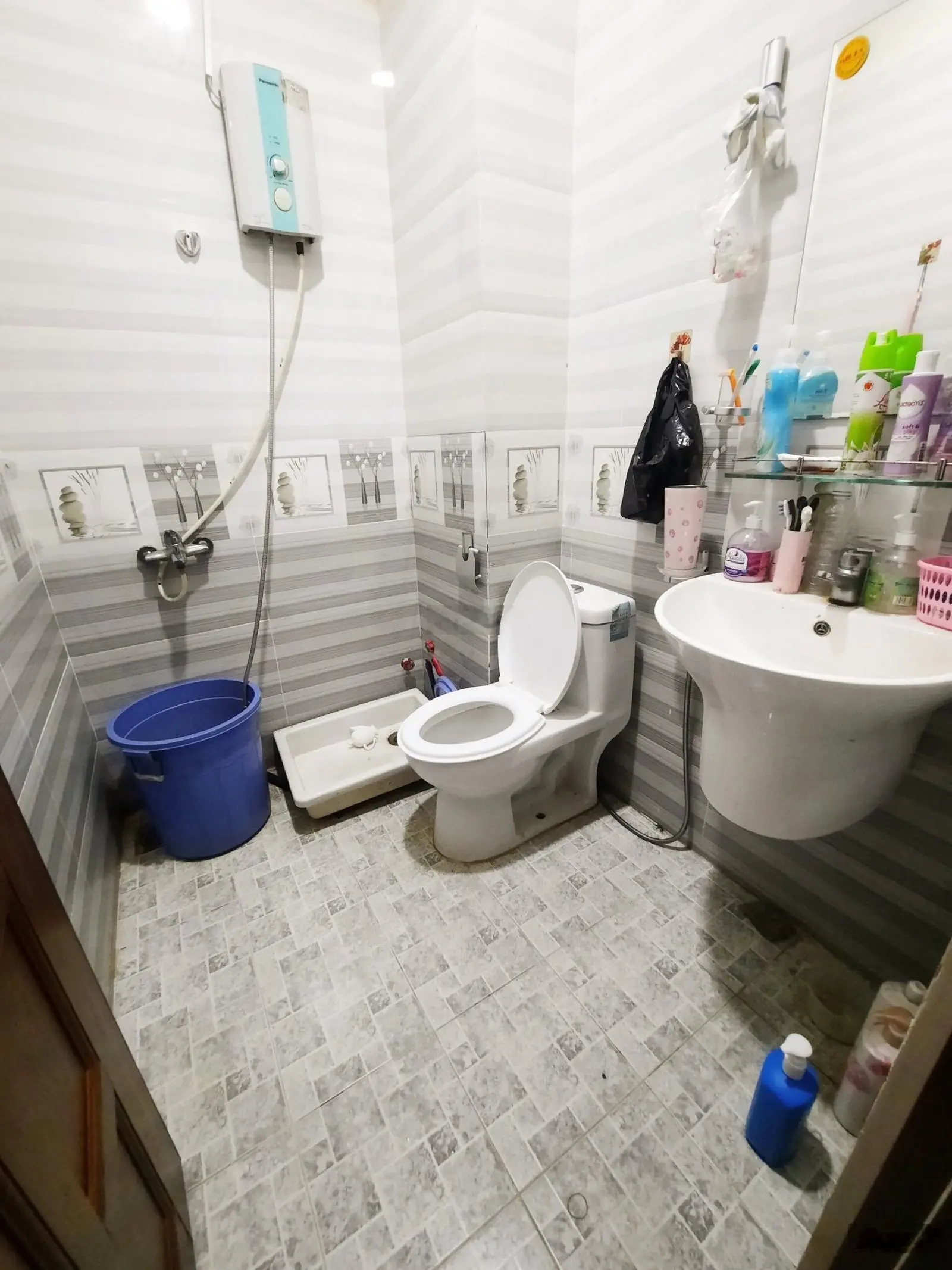 Mới ra Trần Đình Xu - 5 tầng BTCT - 3,4x8,15 - Giá 4.1 tỷ