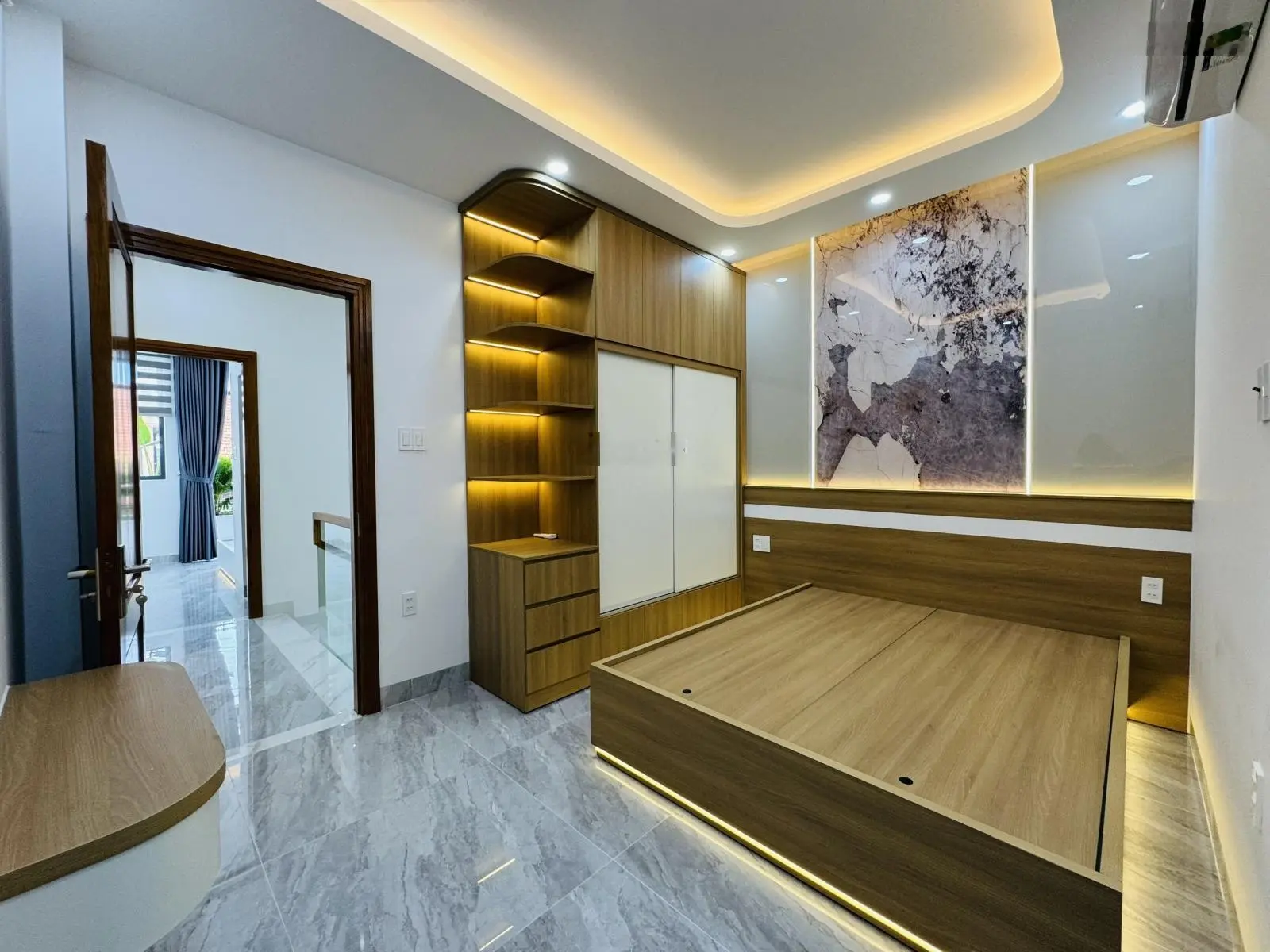 Bán nhà mặt tiền đường Tô Hiến Thành p4 tpvt