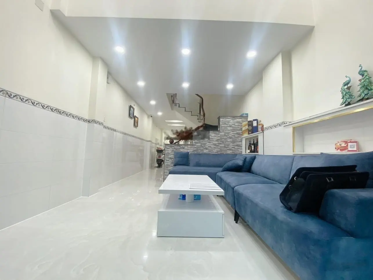 Chính chủ gửi bán gấp nhà đẹp trung tâm Phan Xích Long P3 Phú Nhuận 34m 3Tầng 3PN 3WC 3tỷ9