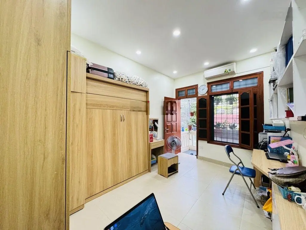Bán nhà 51m2, 4 tầng, mặt ngõ, gần Timescity, kinh doanh đỉnh, giá 14.3 tỷ