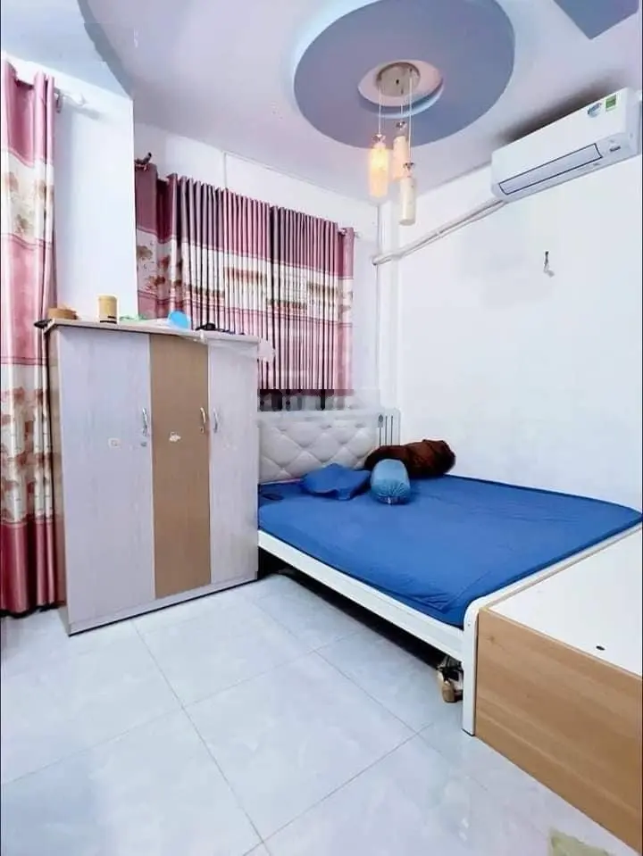 Bán gấp nhà riêng HXH 42m2 tại đường Trần Quốc Toản, liên hệ Khoa: 0938 375 ***