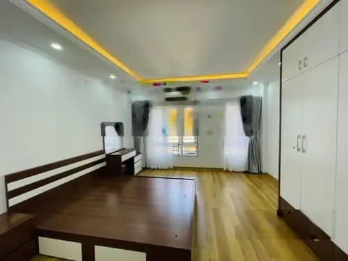 Nhà xây chắc chắn cực đẹp thoáng sáng - ở sướng - nội thất mới tinh - ngõ rộng thoáng