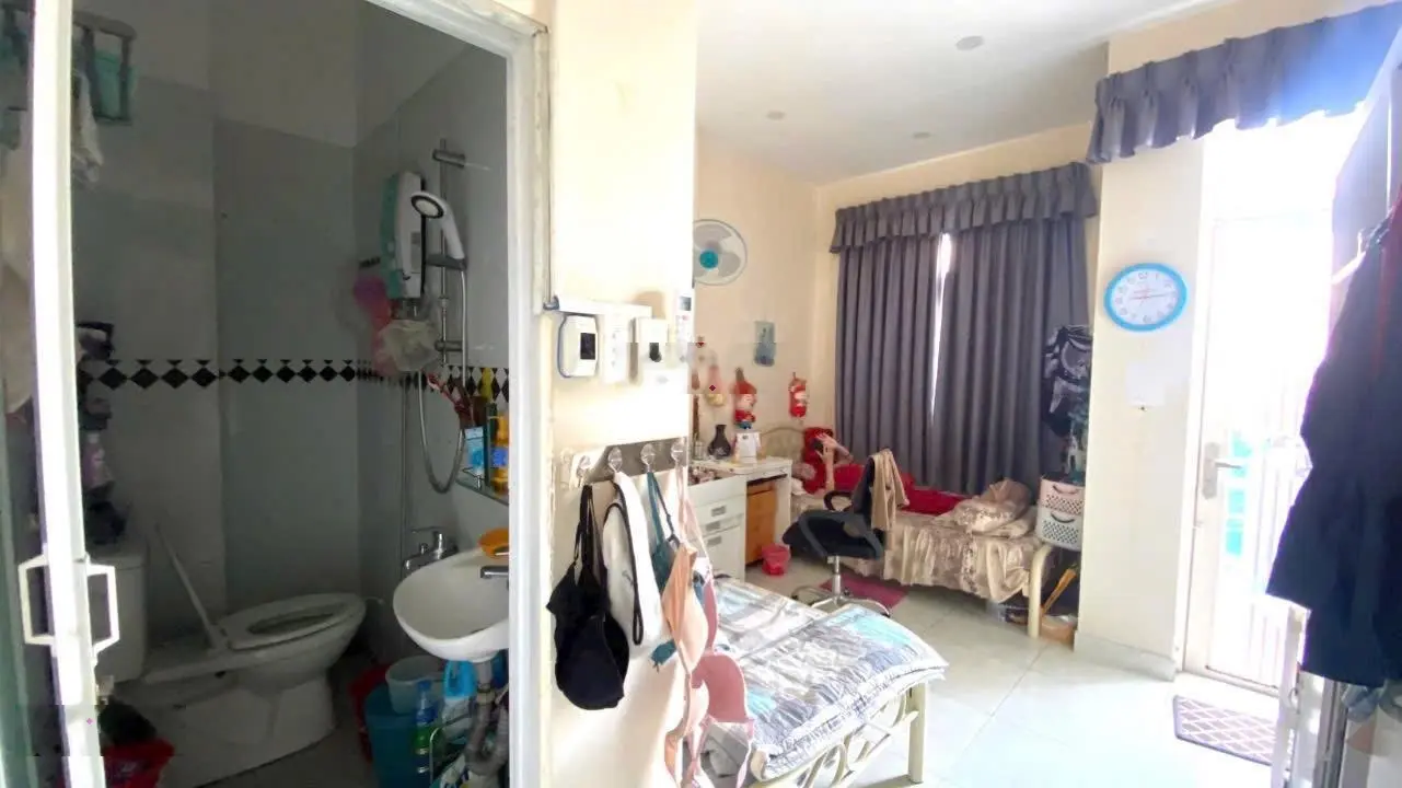 Nhà Ngay Chợ Gò Vấp Trung Tâm Di Chuyển Các Quận Thuận Lợi