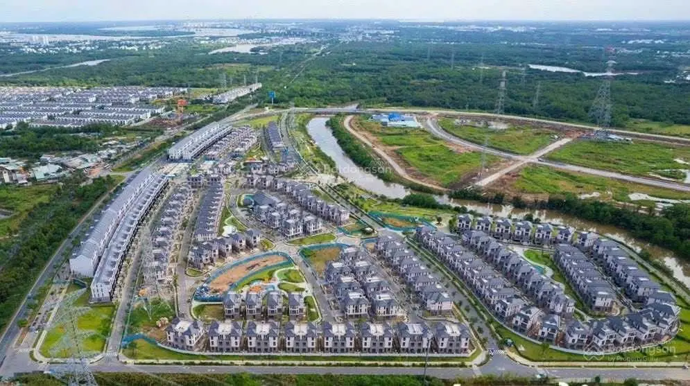 Cần tiền bán gấp BT song lập view công viên Zeitgeist City Nguyễn Hữu Thọ - 9.5 x17 m2 - 17.8 tỷ TL