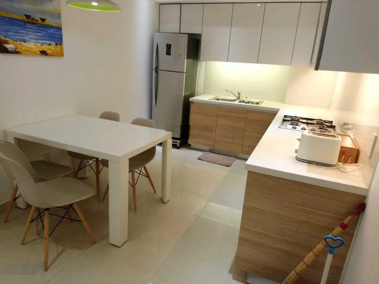 Bán gấp chung cư SGC Nguyễn Cửu Vân, 68m2 2pn, sổ hồng chỉ 3.5 tỷ