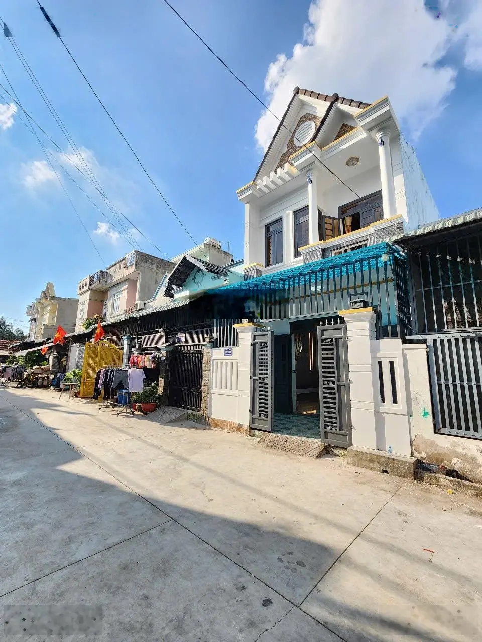 3.65 tỷ/ Bán nhà gần Nguyễn Thị Khắp p. Tân Đông Hiệp Dĩ An hẻm oto 1T1L