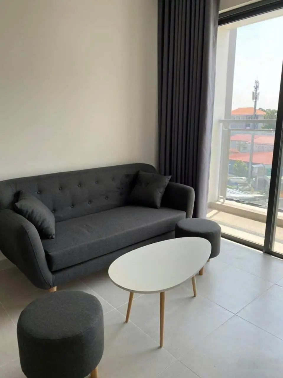 Cần bán nhanh căn góc 2 phòng ngủ full nội thất Compassone sổ hồng riêng