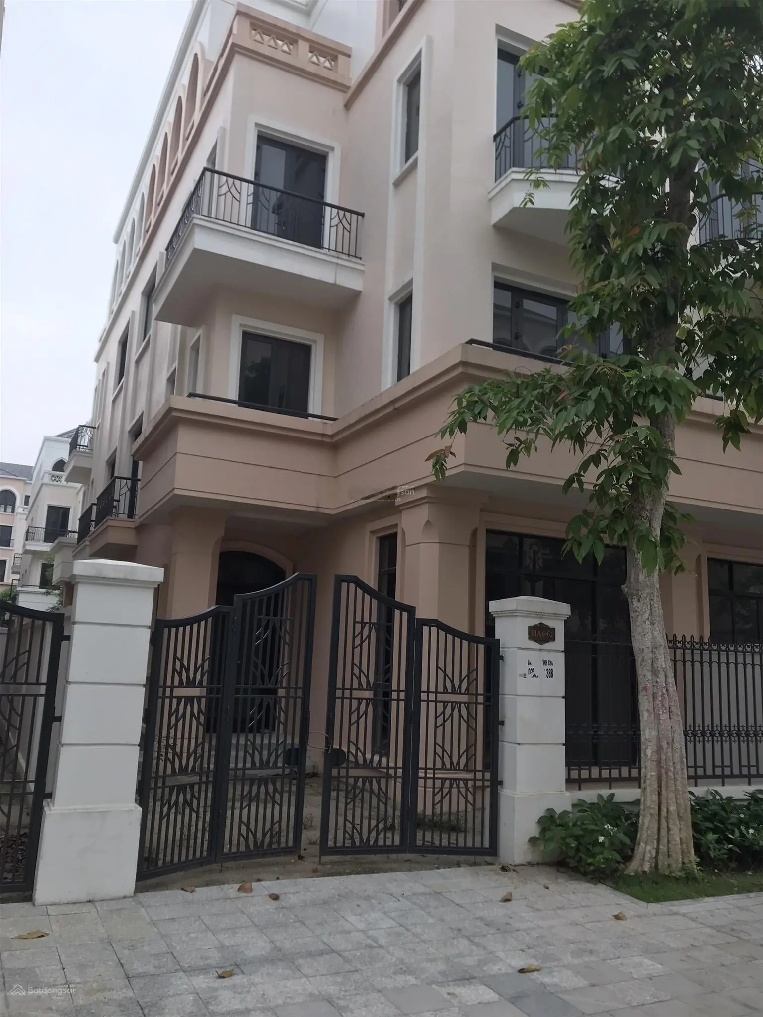 Bán nhanh tứ lập Đông Nam đường 20m sát công viên cực đẹp khu Hải Âu Vinhomes Ocean Park 2