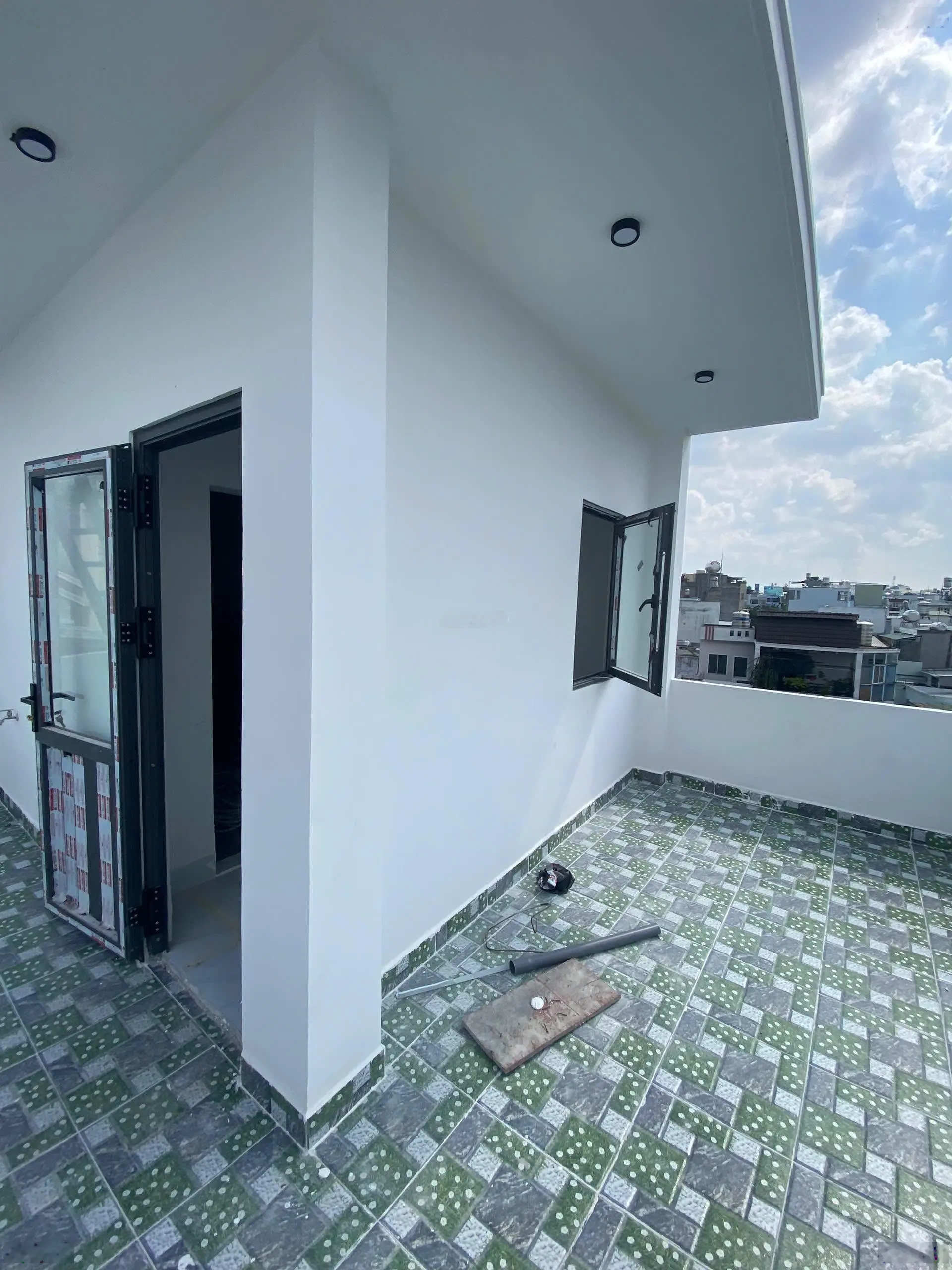 Cần bán nhà mới xây 1 trệt 2 lầu, tại Bờ Bao Tân Thắng phường Sơn Kỳ quận Tân Phú