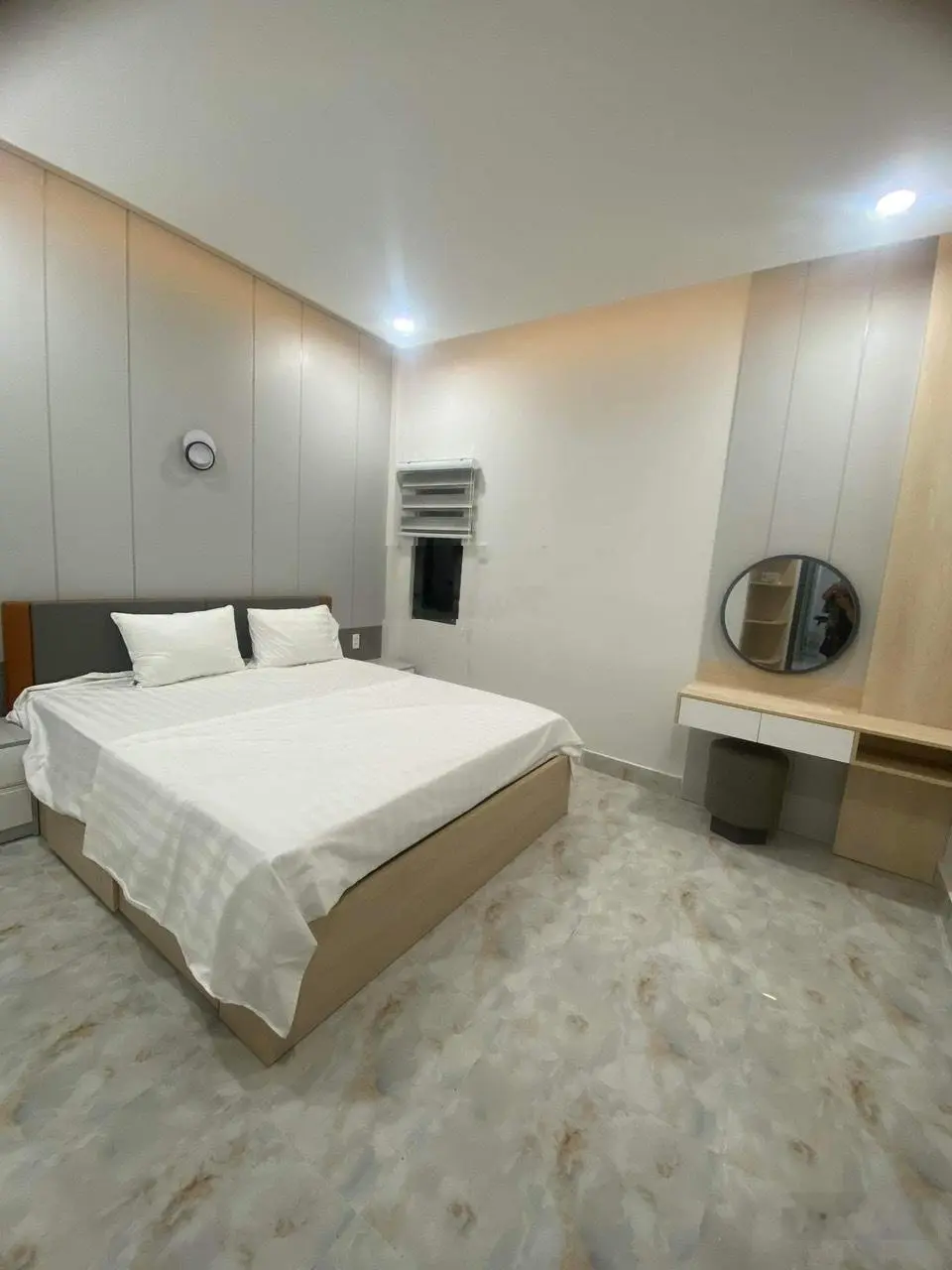 Nhà mặt tiền kinh doanh Vĩnh Hải - Nha Trang, 16m đường rộng, gần biển, 5.8 tỷ