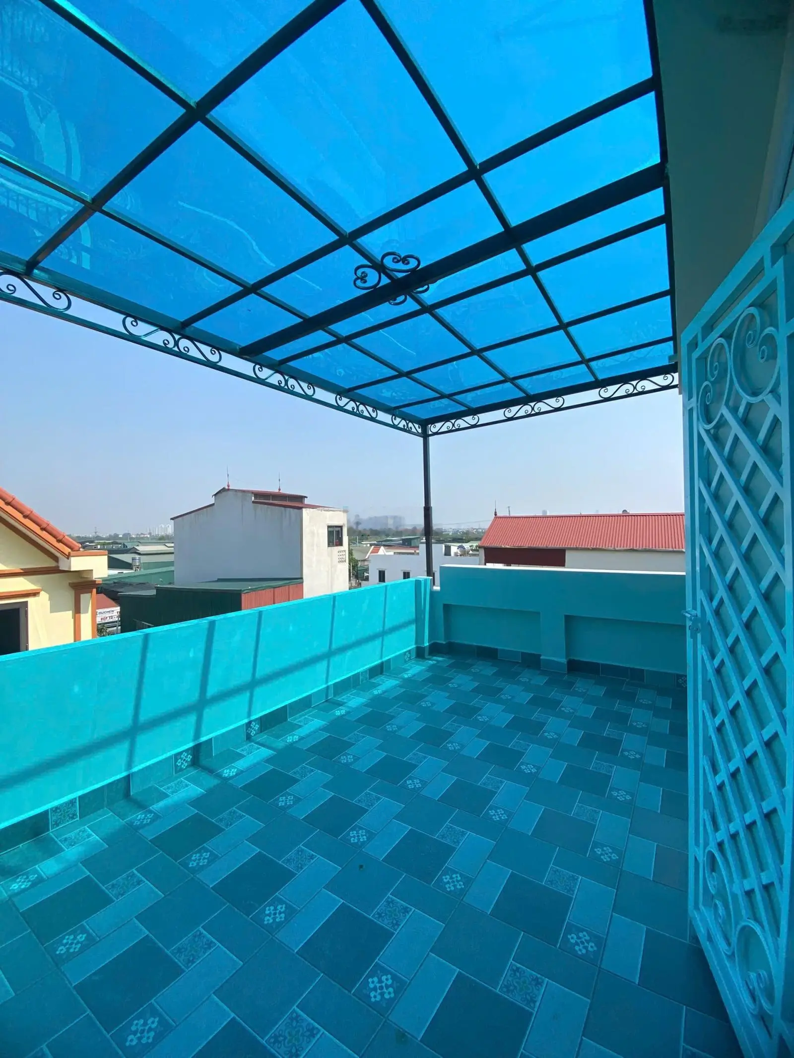 Bán nhà 4T*33m2 lô góc thiết kế cực đẹp. Nội thất sang trọng. Sát KĐT Đô Nghĩa, cách Yên Nghĩa 500m