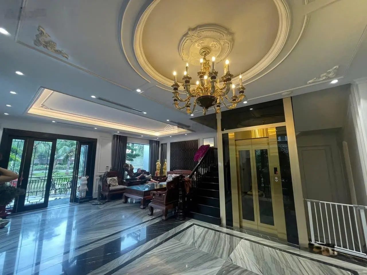 Bán BT 195m2, 4PN, 4WC tại Vinhomes Riverside, 125 tỷ VND
