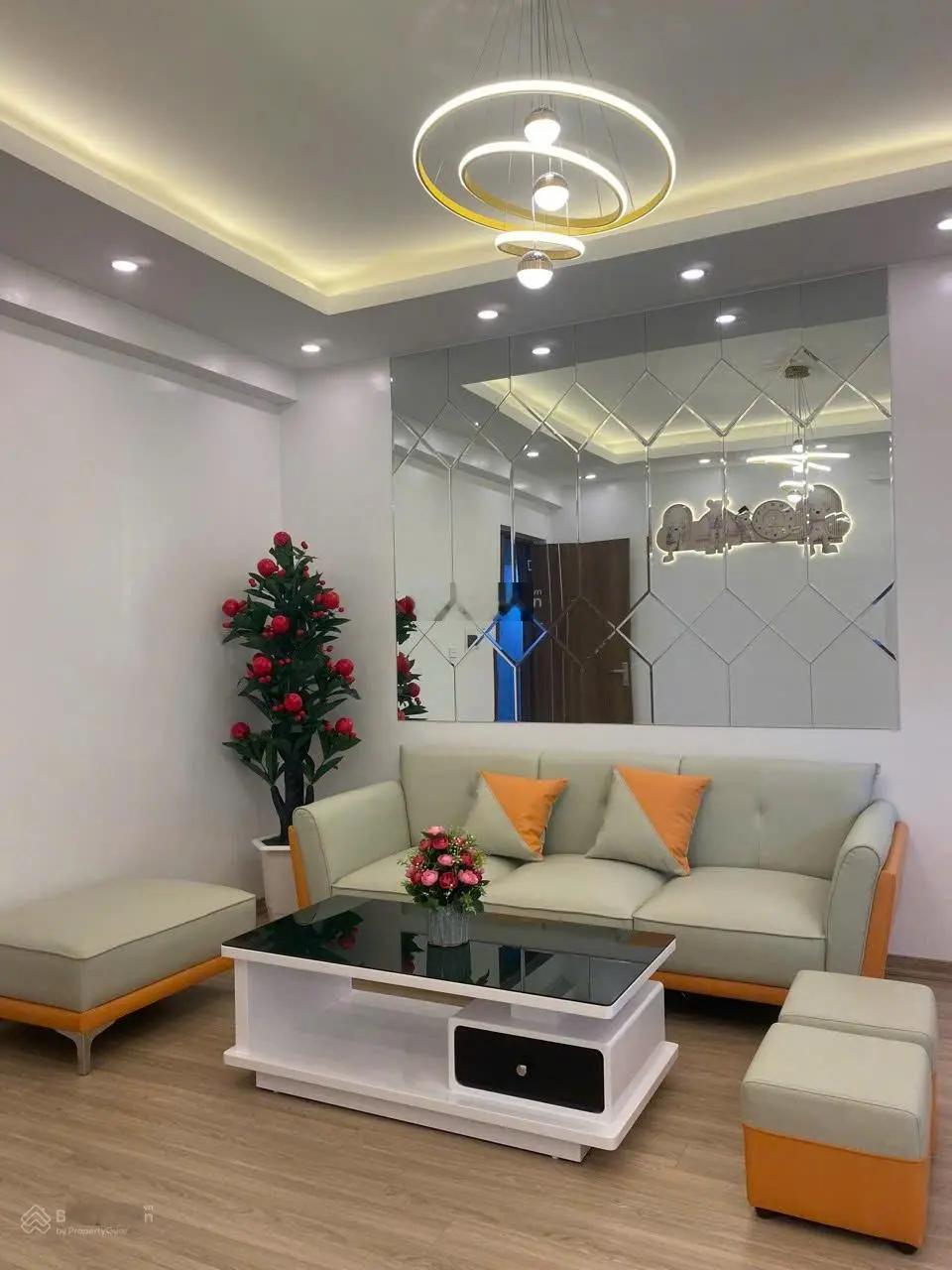 KHẲNG ĐỊNH GIÁ TỐT NHẤT !!! Nhỉnh hơn 2 tỷ có ngay căn 2 ngủ full đồ, SĐCC tại CC CT4 KĐT XALA