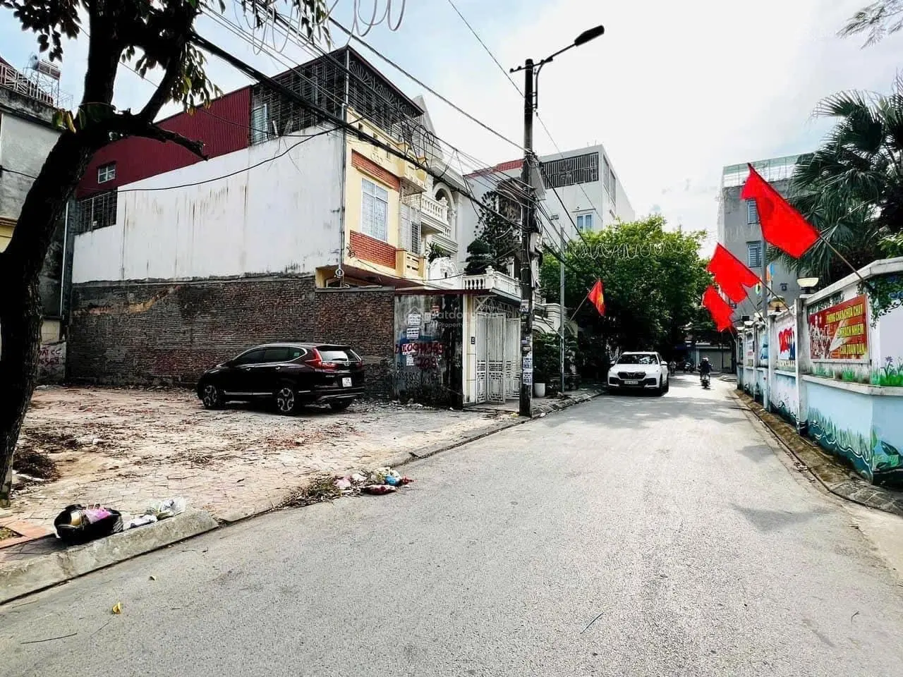 Bán 2 lô đất liền kề mặt đường Đông Trung Hành