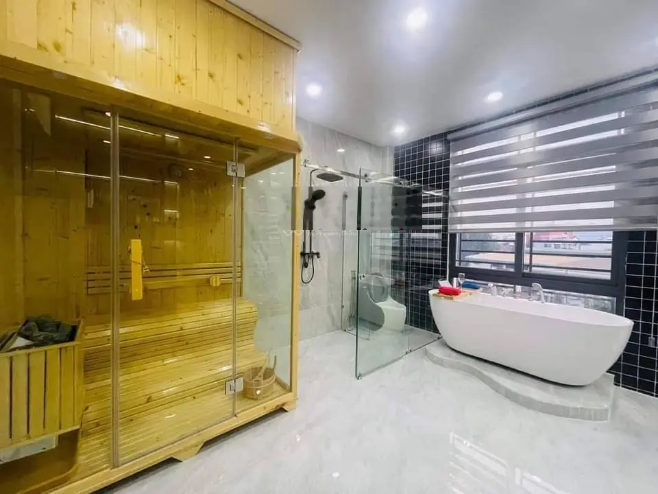 Đi nước ngoài định cư bán gấp nhà ở đường Điện Biên Phủ, Phường Võ Thị Sáu, Quận 3, giá 3 tỷ