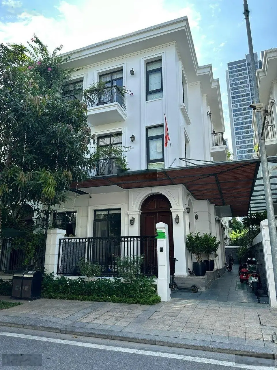 Anh Sếp gửi bán căn GÓc siêu phẩm vip nhất Vinhomes Green Villas, view hồ, view công viên, Thoáng