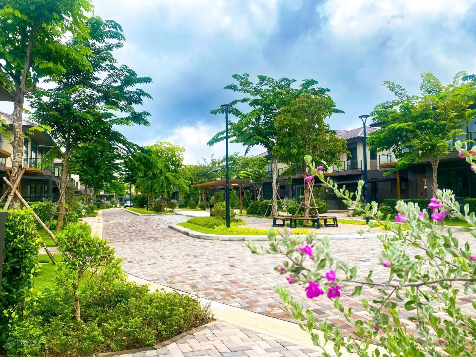 Chỉ 3,3 tỷ sở hữu biệt thự 225m2 tại KĐT Waterpoint đẳng cấp. Hỗ trợ vay 0% lãi suất 2 năm