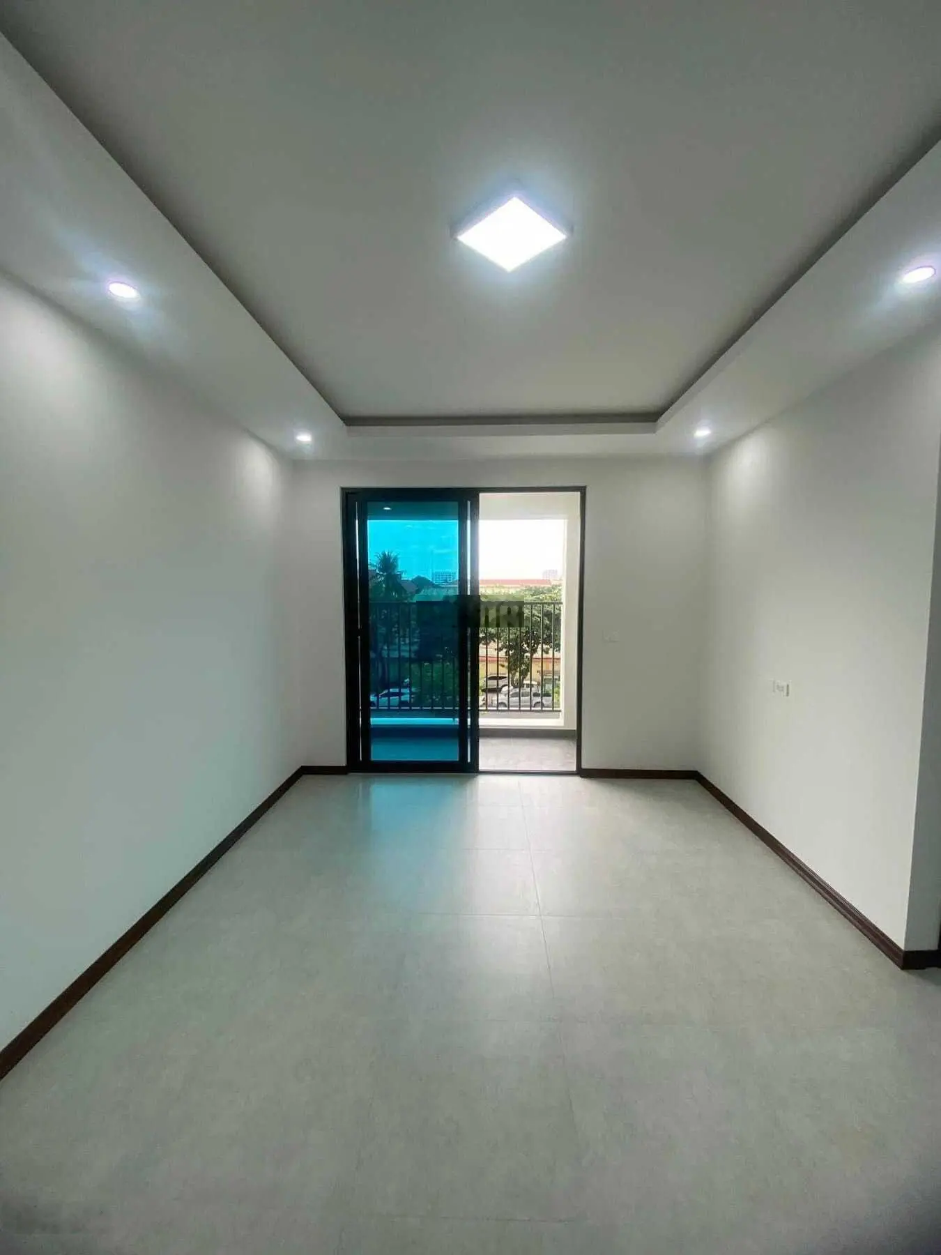 Hàng Hiếm- Căn góc Mã CH 18 và CH 12- Tầng trung- cực phẩm của chung cư 389 - Phan bội châu
