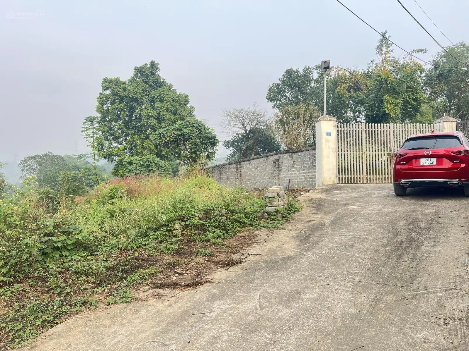 Bán lô đất siêu phẩm nghỉ dưỡng tổng diện tích 4000m trong đó có 120m2 đất ở tại Thị trấn Lương Sơn