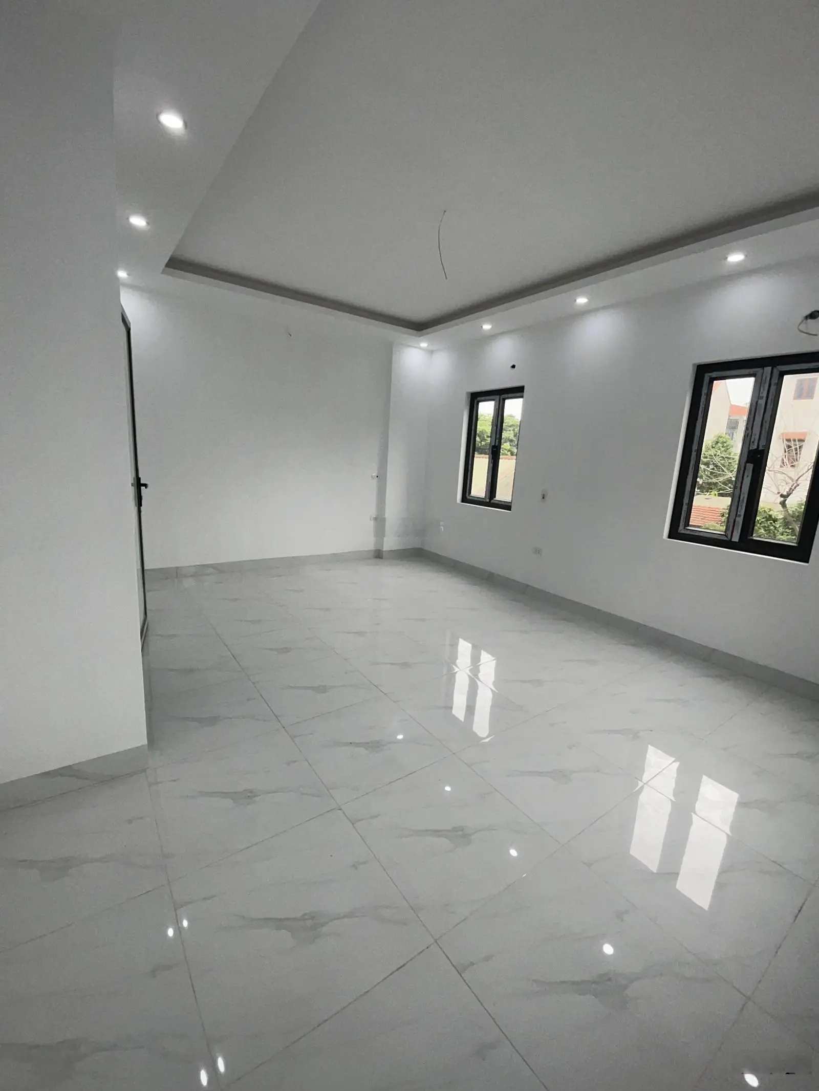 Nhà dân xây 3T x 32m2 x 2.9 tỷ nhà nằm ngay cuối đường Phú Lãm Hà Đông