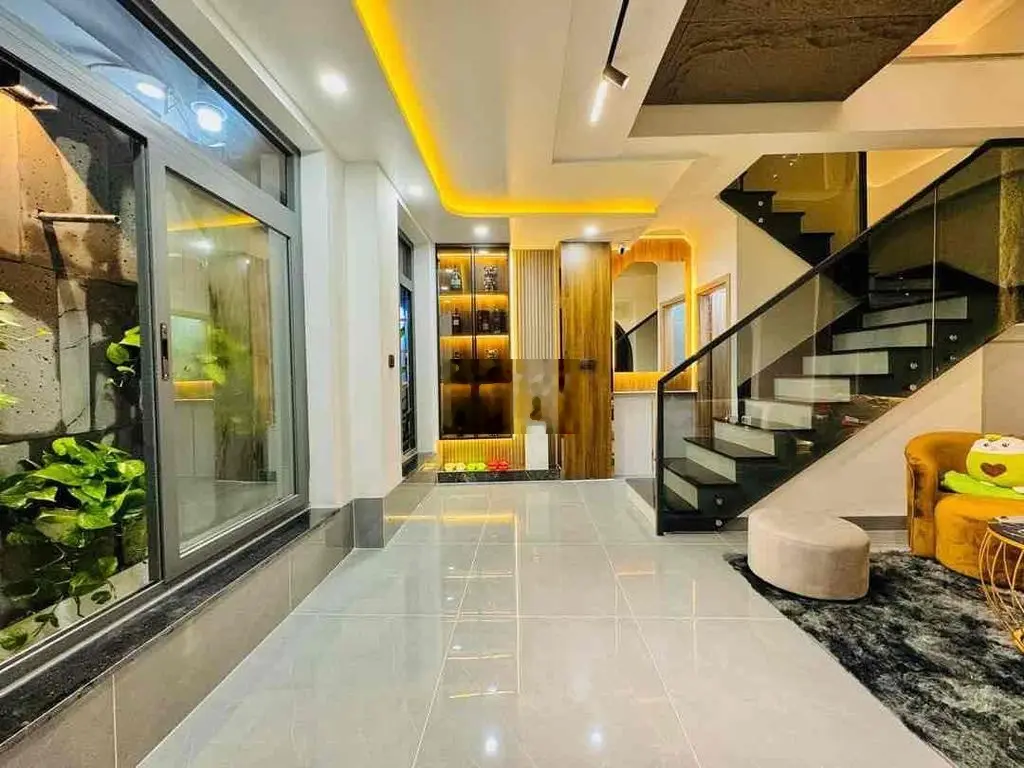 BÁN NHÀ ĐẸP 5 TẦNG PHAN XÍCH LONG PHÚ NHUẬN - HXH NGANG BỀ THẾ 6M