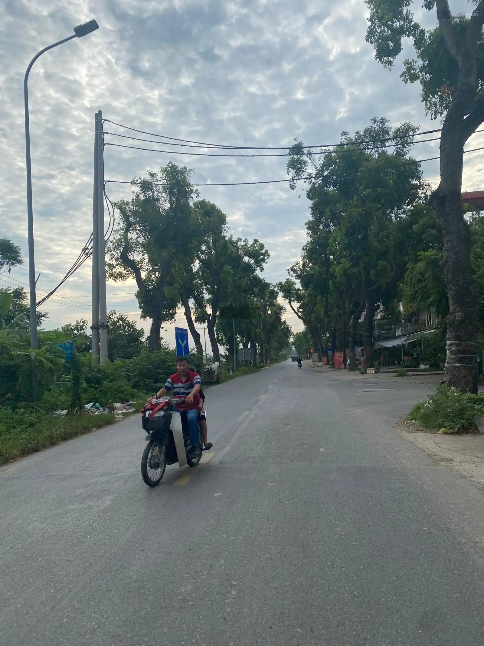 Bán 55m2 thông số đẹp, ô tô nằm trong nhà, sát thành phố thông minh giá 3,45 tỷ (có thương lượng)