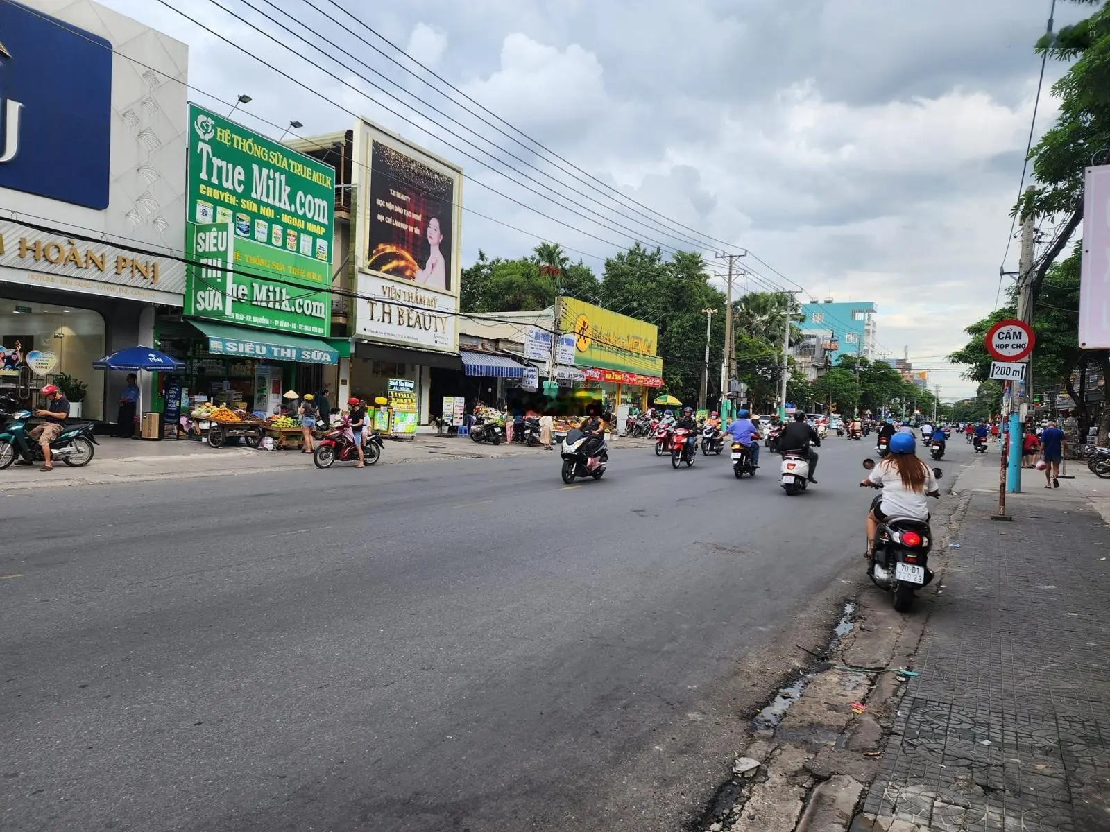 Lô đất sốt, bán ngay! MTĐ Huỳnh Thúc Kháng gần chợ nổi Cà Mau, P. 7, TP. Cà Mau. DT: 100m2 SHR