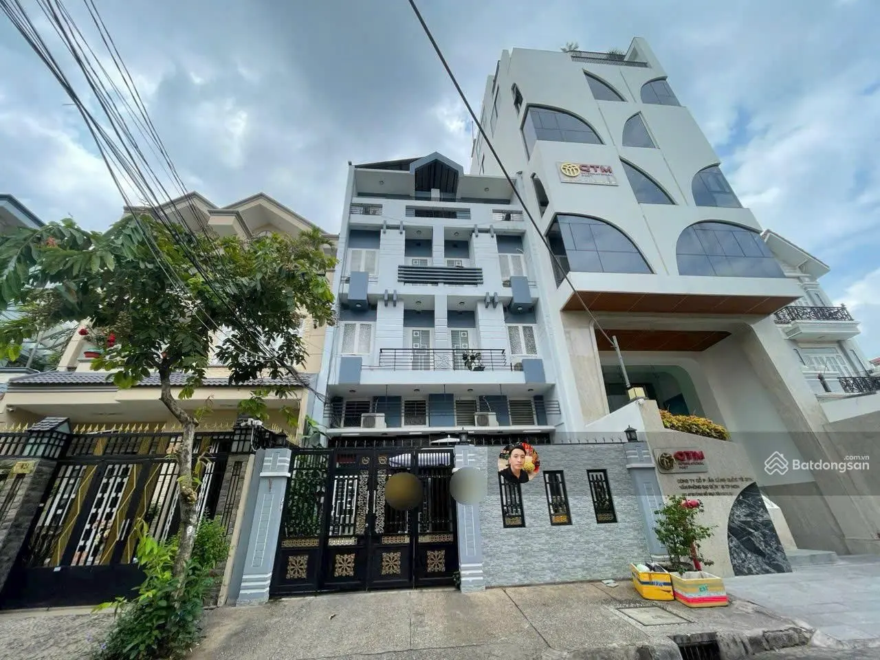 Bán CHDV 15 phòng (7,8x18m) đang có thu nhập ổn định MT đường số gần Lâm Văn Bền P. Tân Quy Q. 7