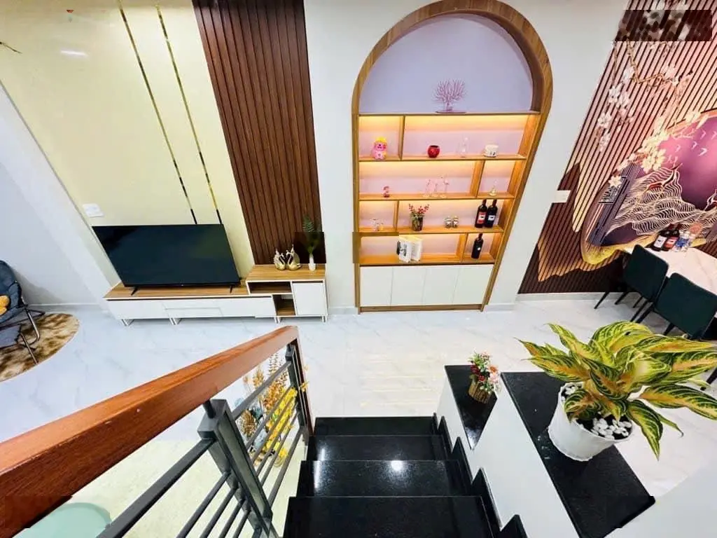 Chuyển chỗ làm bán gấp nhà Đặng Văn Ngữ Phú Nhuận, 3tỷ5/44m2. Gần trường học, chợ. 0902 323 ***Tâm