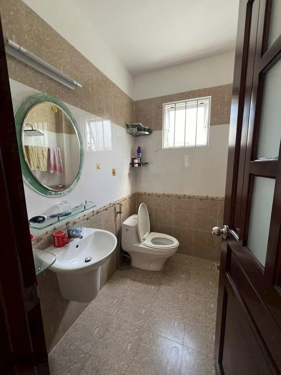 Bán gấp Biệt Thự 150m2, 4PN, 3WC, giá 10,5 tỷ tại Nguyễn Thị Nhuần, An Phú Đông, Q12, HCM