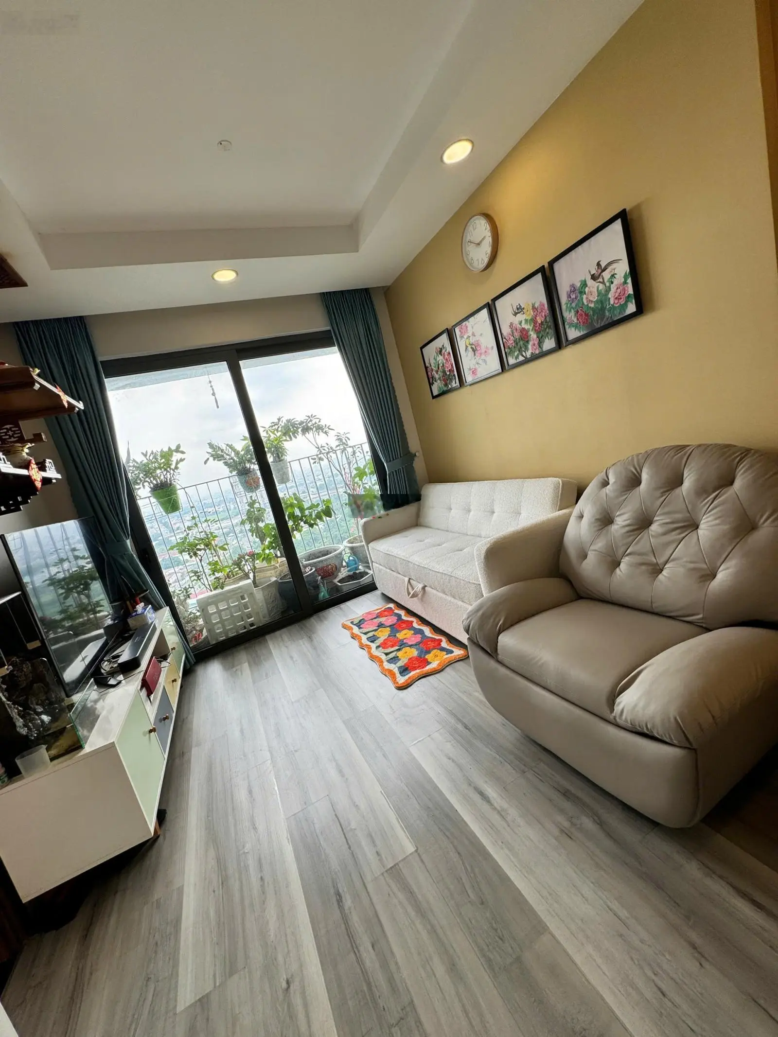 Căn 68m2 pega 1 - đã có sổ Full nội thất - giá bán 3,6 tỷ
