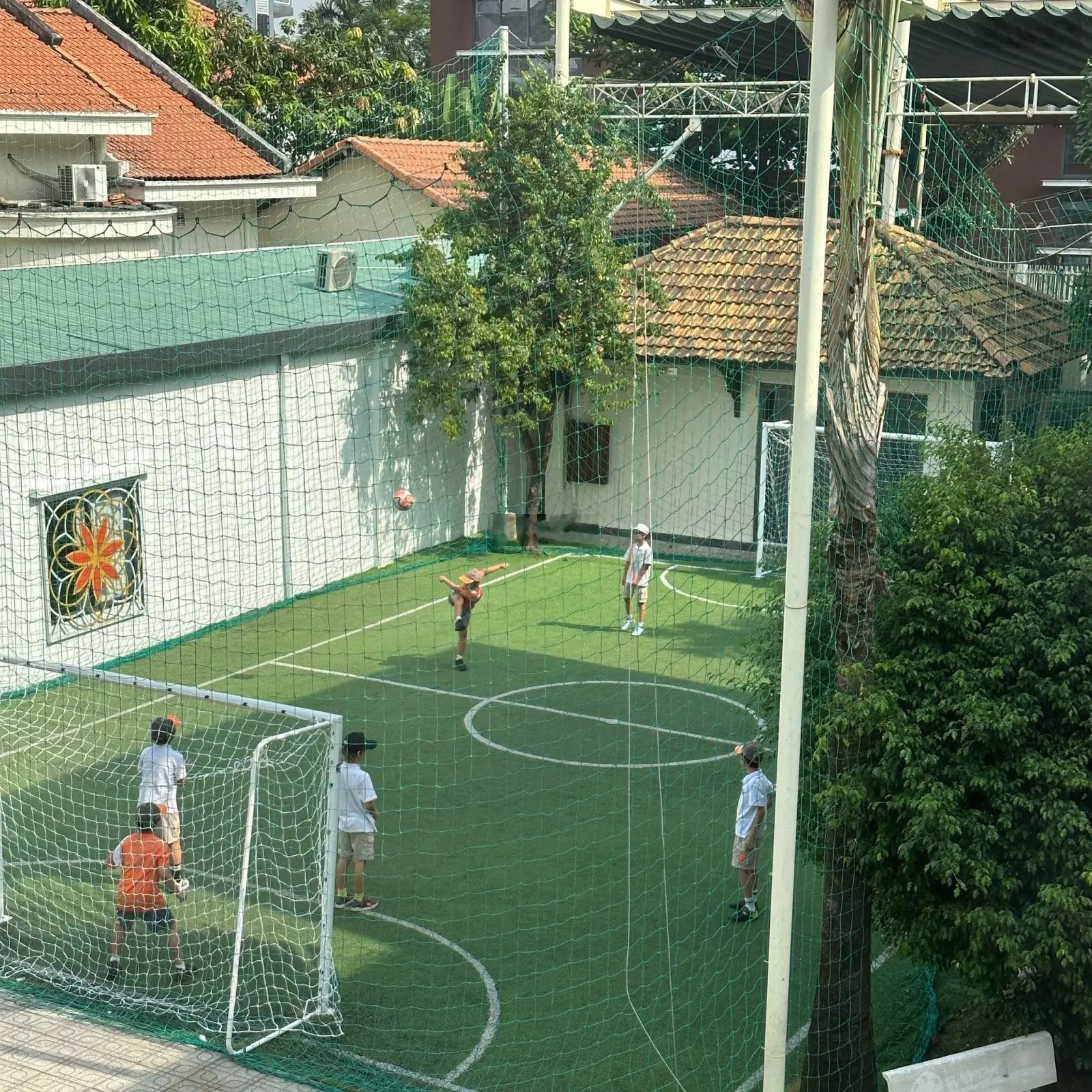 Bán biệt thự 1.840m2 có HĐT 365 triệu/th - 0909924624