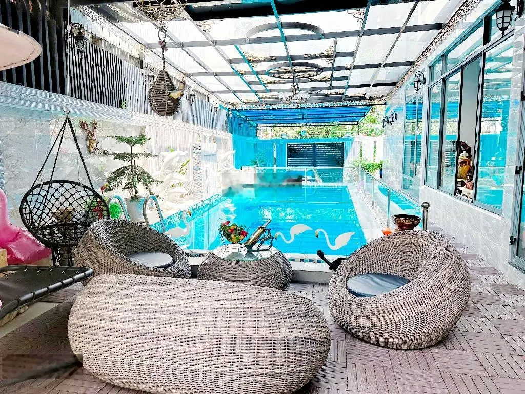 Cần bán gấp căn biệt thự cao cấp ngay phố đi bộ thảo điền, 15,8x24, 3 tầng, chỉ 100 tỷ.