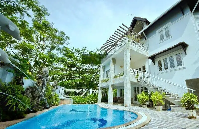 Giảm 10 tỷ bán biệt thự ngay trường BIS | 15x26 CN 380m2 | Hồ bơi sân vườn 3 tầng | Khu compound mở