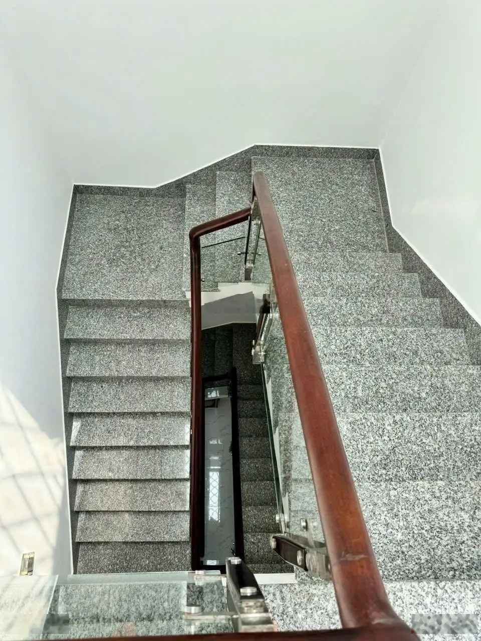 Bán nhà 3 lầu đường số 21 Phường Bình Trưng Tây Q2 TP Thủ Đức HXH giá bán 7.2 tỷ TL CC