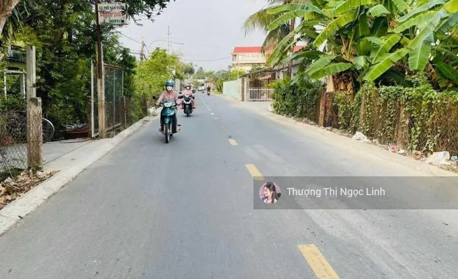 Cần bán gấp đất MT đường Phạm Thái Bường, phường 4, gần Vincom Plaza Vĩnh Long. DT 120m2/600tr. SHR