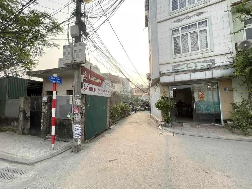 Bán nhà gia quất ô tô 7 chỗ đỗ cửa