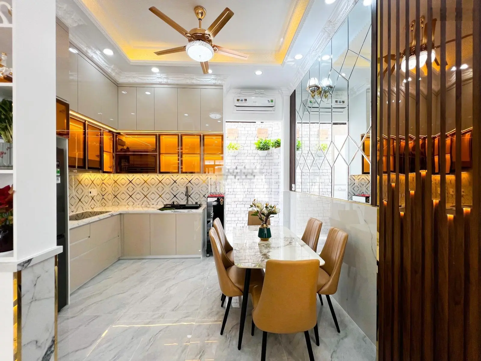 Bán nhà mới sổ riêng KDC The Sun Thị Trấn Nhà Bè - 3 lầu full nội thất