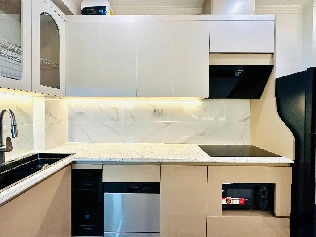Siêu hiếm sát hồ Dương Văn Bé, Hai Bà Trưng, nhà đẹp 56m2 5 tầng, sát ôtô. Chỉ 8.4tỷ. LH 0904690958