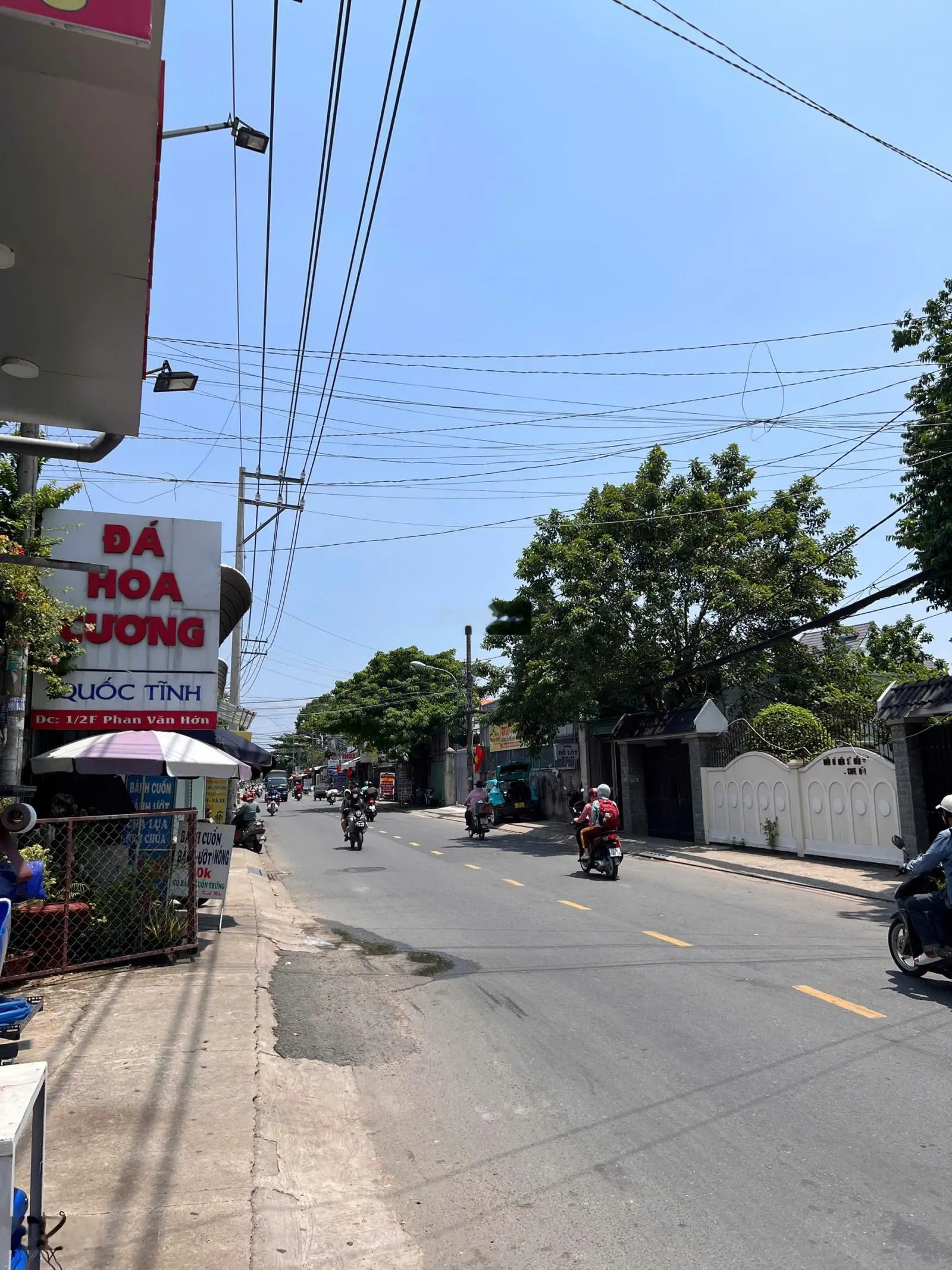 Bán nhà mặt tiền Phan Văn Hớn, Hóc Môn, 4x40 khu vực sầm uất, pháp lý đầy đủ