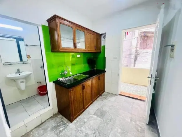 BÁN NHÀ TẬP THỂ TÔN ĐỨC THẮNG, PHƯỜNG HÀNG BỘT, ĐỐNG ĐA. 60M2 - TẦNG 2 - NỘI THẤT MỚI - 2 NGỦ - Ô T