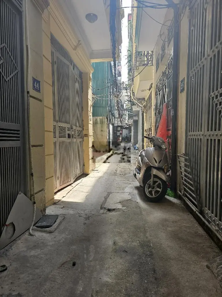 Bán nhà 4 tầng tại Ngõ 22 đường Lương Khánh Thiện, Hoàng Mai. Diện tích 70m2, giá 9,6 tỷ