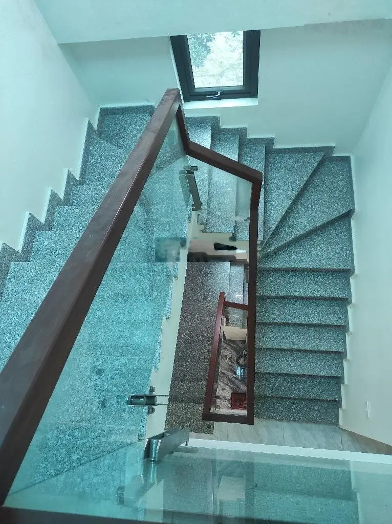 Cần Sang Nhượng Nhà Đẹp 50m, Giá 4,2Tỷ - Mặt Ngõ Ô Tô, Trung Tâm Đông Anh