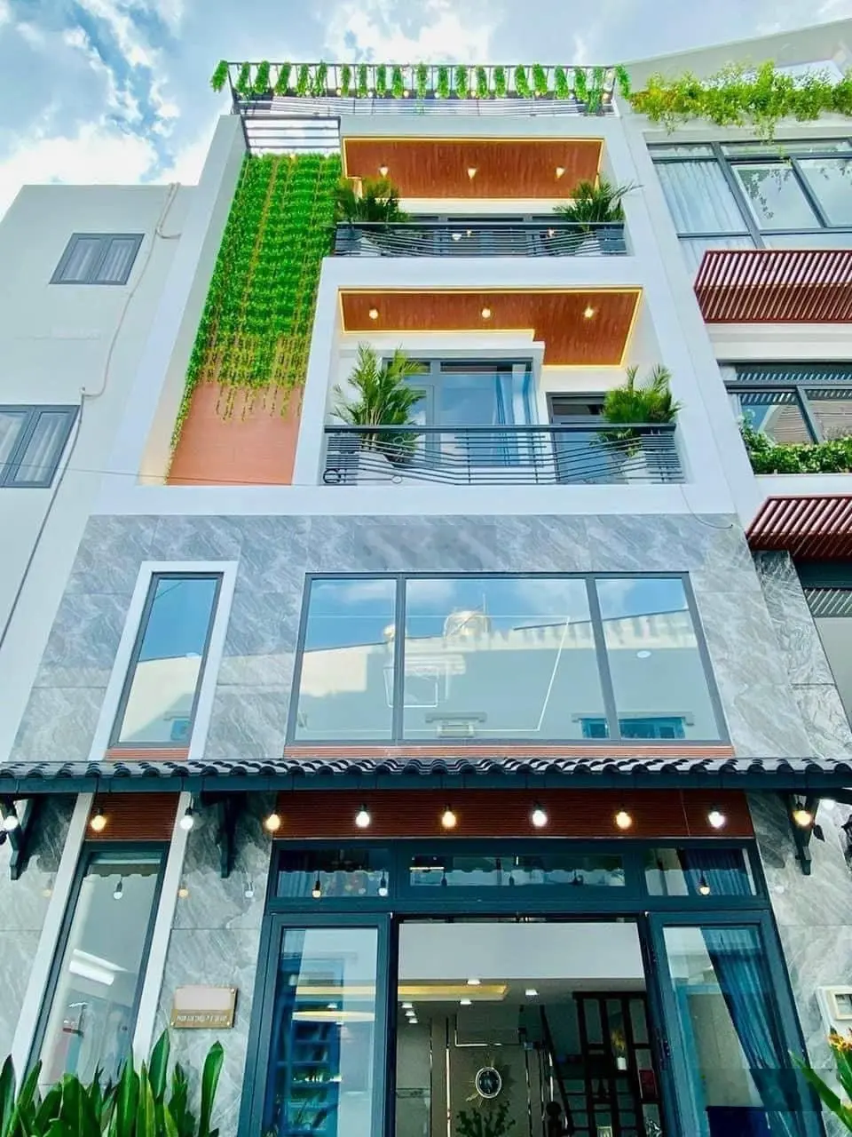 Định cư Úc chú hà cần bán nhà Bàn Cờ, Quận 3 - 78m2 (5.2x15m). Đang cho thuê 25 triệu/th