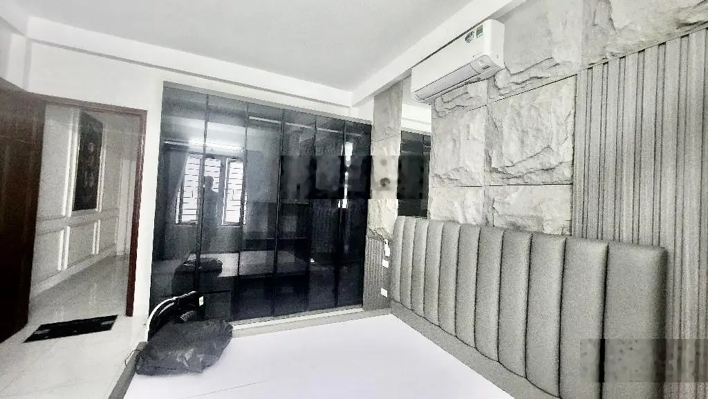 Bán nhà Thanh Bình Mỗ Lao, ngõ nông, nhà đẹp nội thất hiện đại, chỉ hơn 5 tỷ