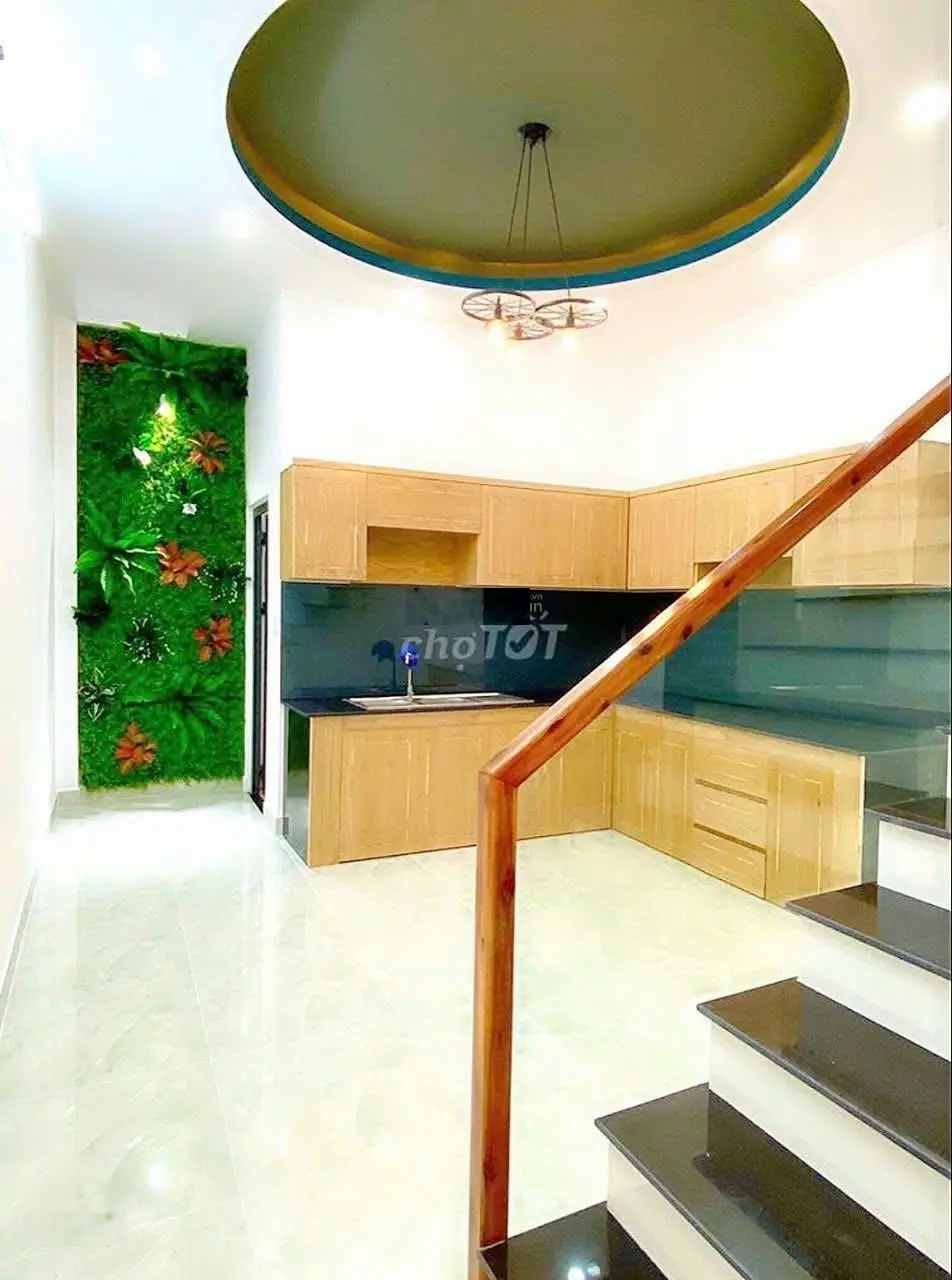 Bán nhà ngay KDC Cảng Phú Hữu DT 70m2 nằm ngay chợ Phố Đông SHR cách đường Nguyễn Thị Tư chỉ 70m