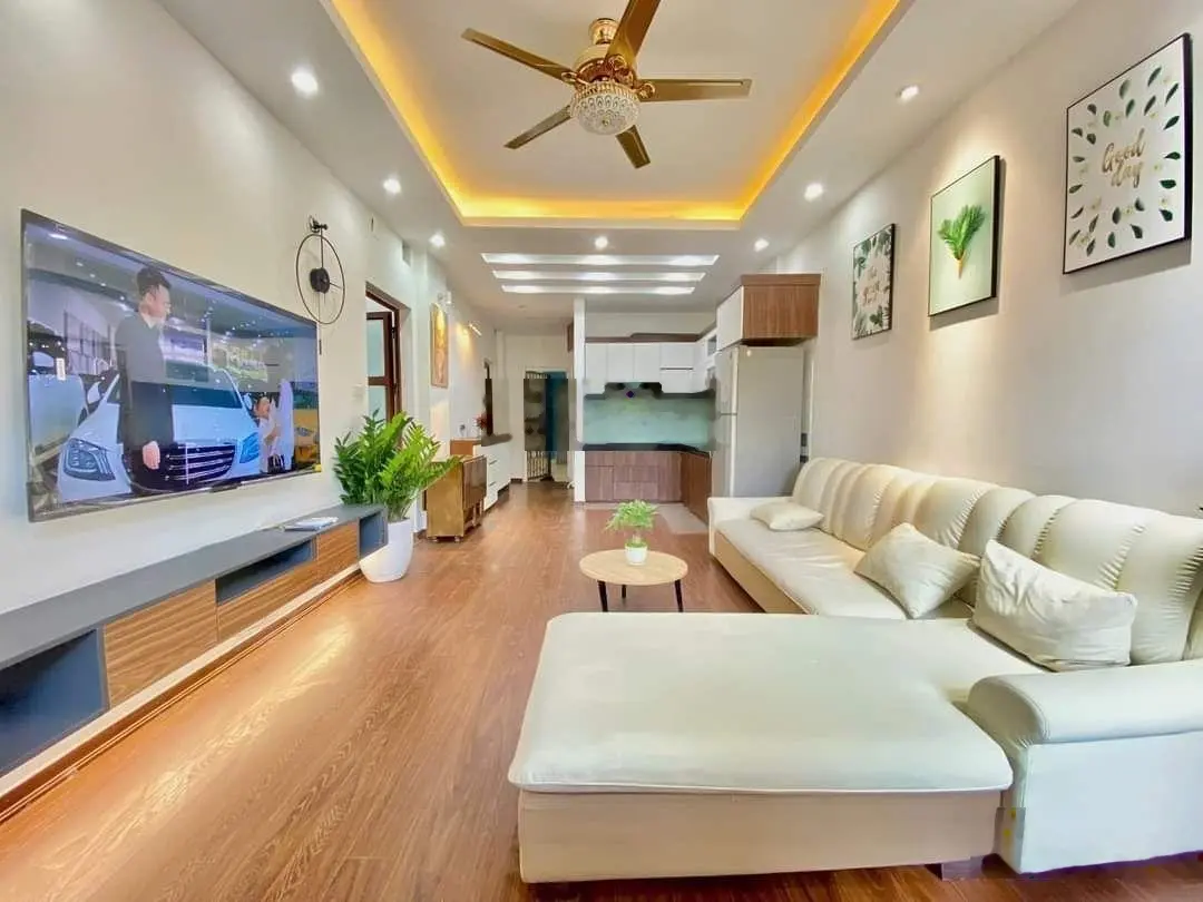 Bán căn chung cư 2 phòng ngủ toà CT4 Bắc Linh Đàm, giá hơn 3 tỷ