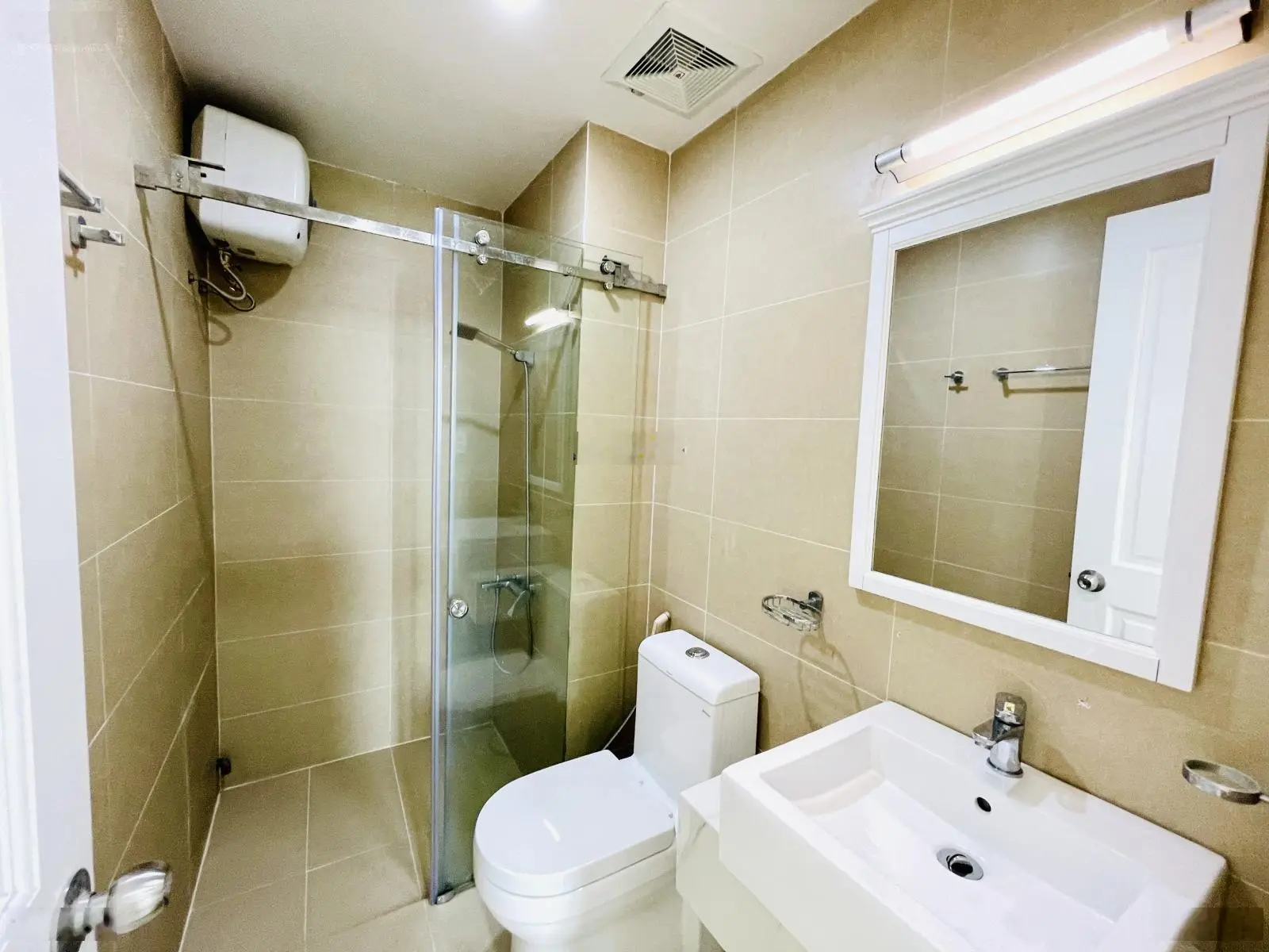 Căn hộ Florita, Hoàng Trọng Mậu, Q. 7 - 79,5m2 (2PN + 2WC) - nhà decor đẹp, cao cấp - view Q.1